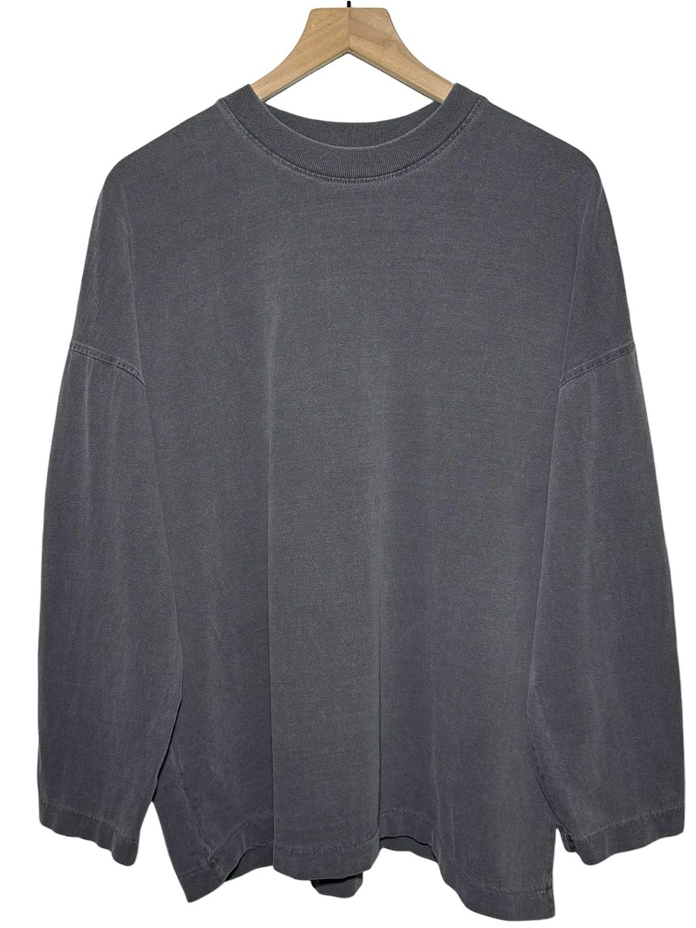 Joah Brown Vintage Long Sleeve in Washed Black - Picture 3 of 6